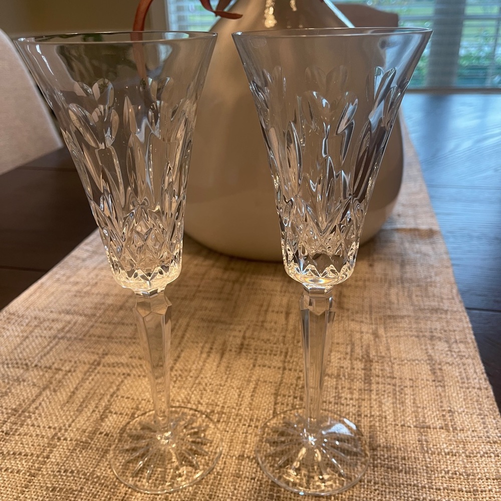 Waterford Crystal‎ Millennium Series Love Toasting Champagne Flutes- LIKE NEW!